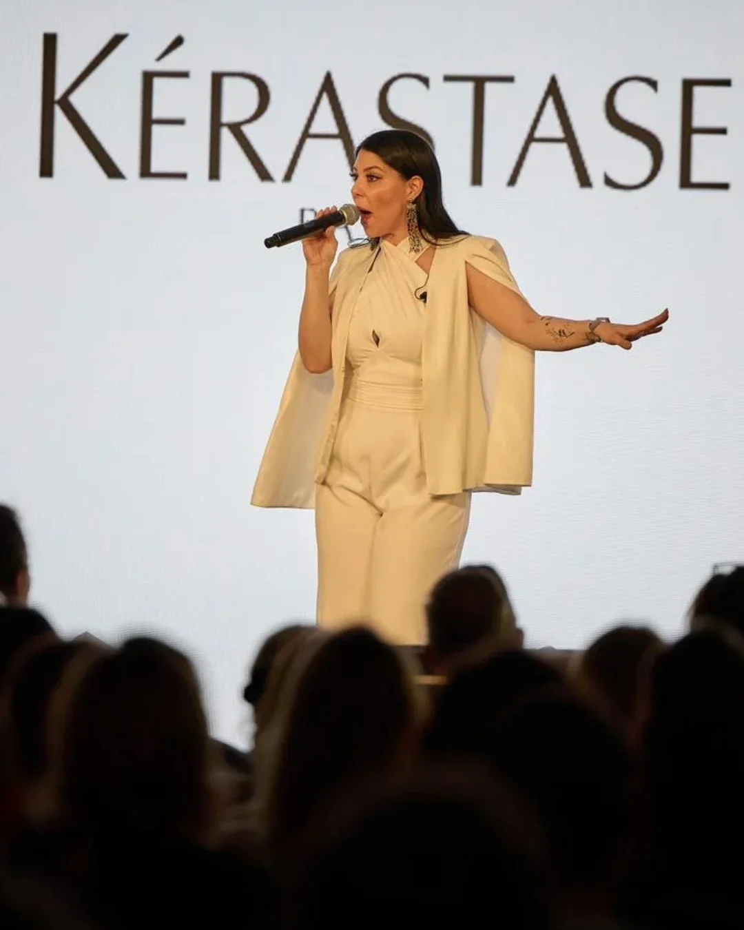 Sängerin Event Köln - Live Events -Kerastase - Eileen Cassandra