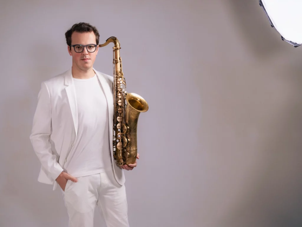 david-brueck-saxofon Showband Köln - Live Musik - Band Vibe